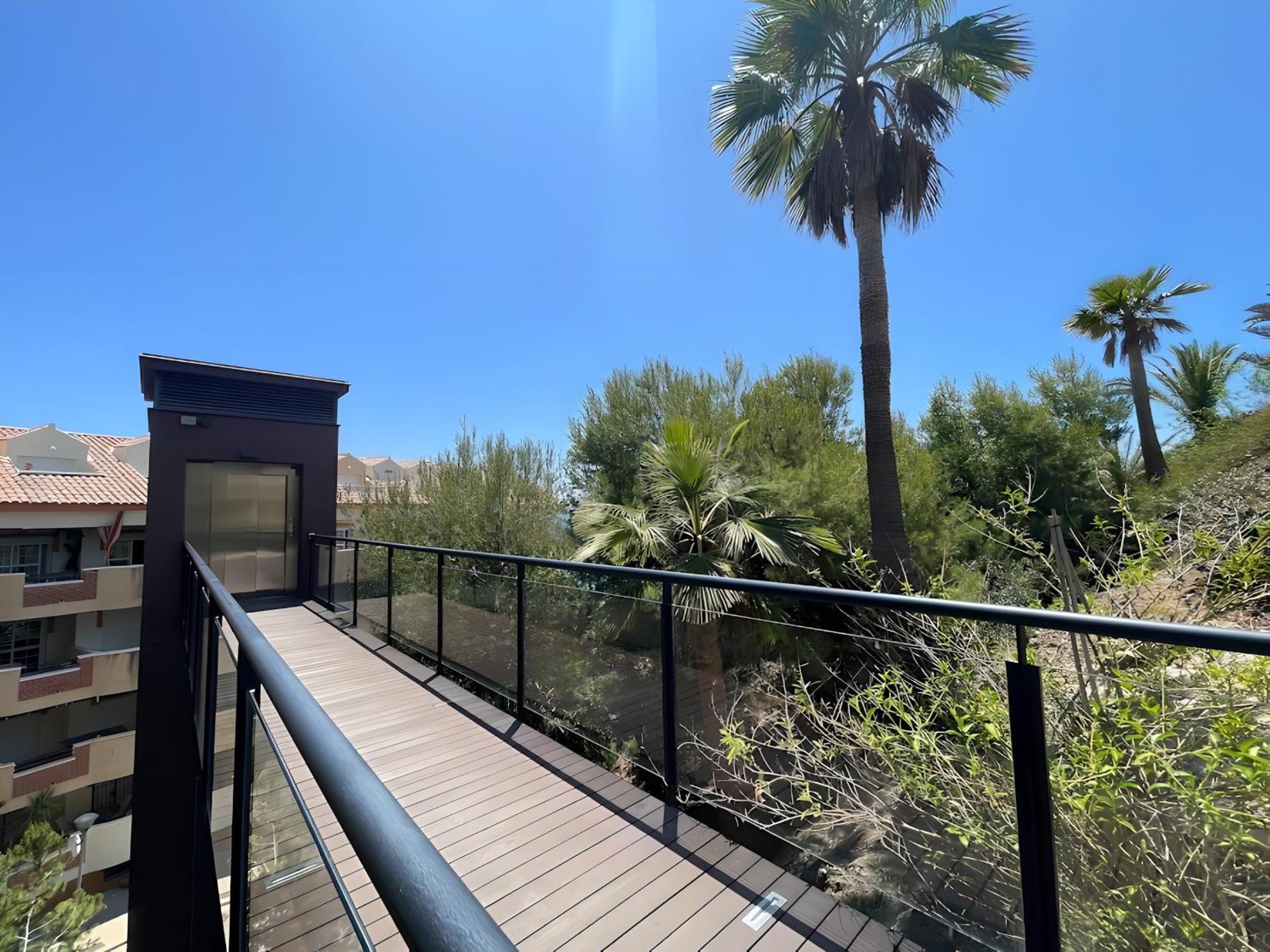 Luxury Apartment Benalmadena First Line Bagian luar foto